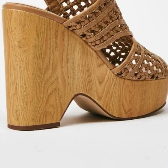 Just Fab Ruth Light Tan Wedge - Picture 8 of 9